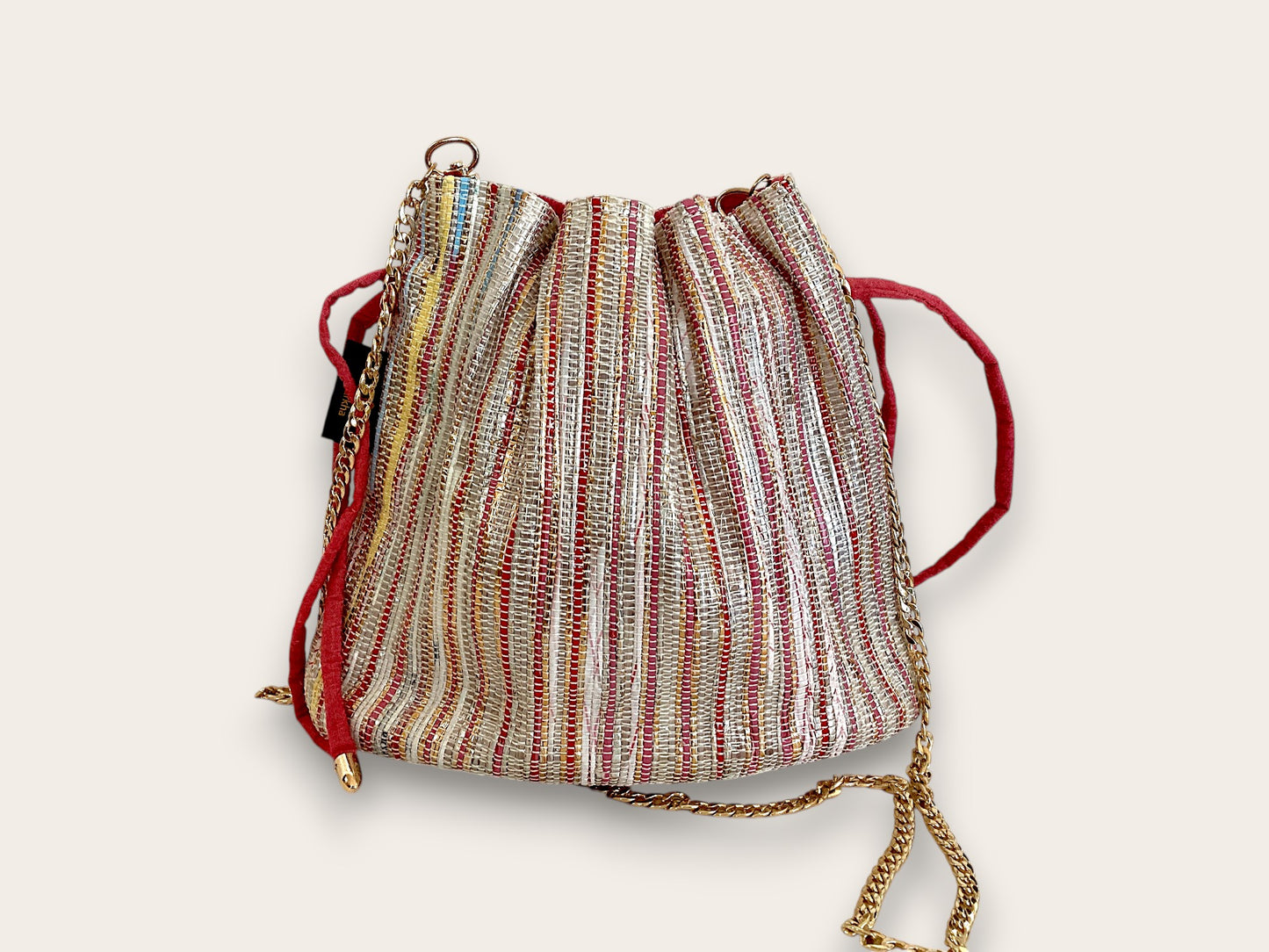 Handgefertigte Potli-tasche aus recycelten Plastiktüten